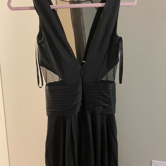 XXS black mini BCBG dress - Picture 4 of 5